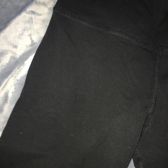 LULULEMON Full Length Leggings - Picture 3 of 6